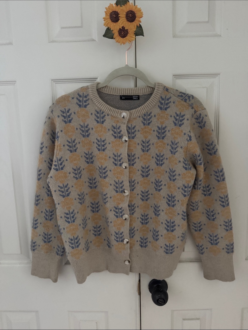 Ditsy Floral Button-Up Cardigan Sweater - Beige and Blue